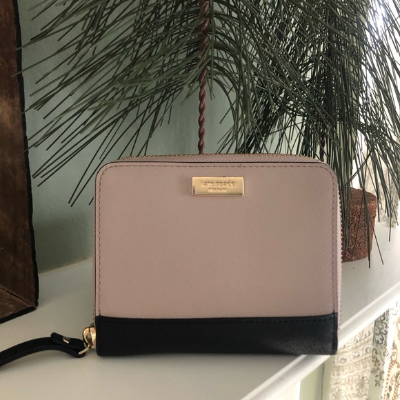 kate spade Handbags - NWT kate spade wallet